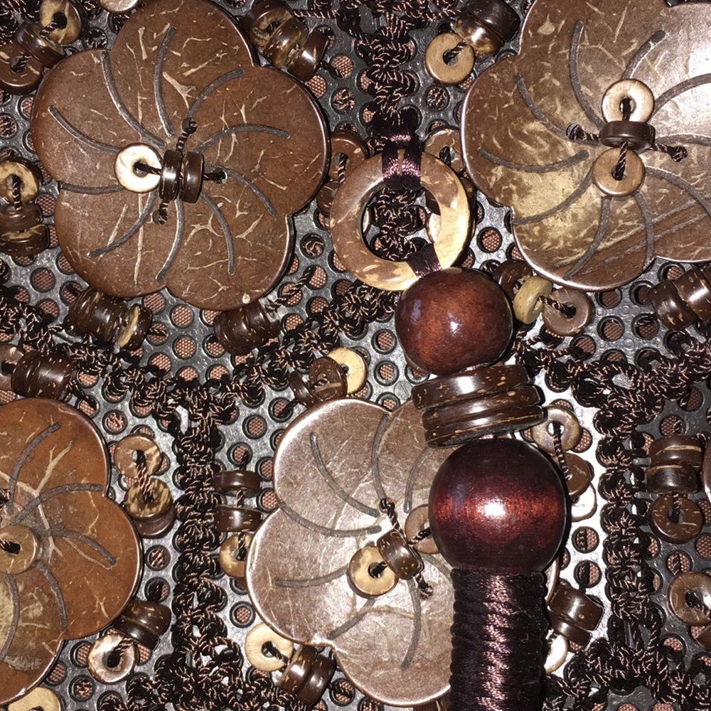 Handbag made of coconuts - Picture 3 of 3